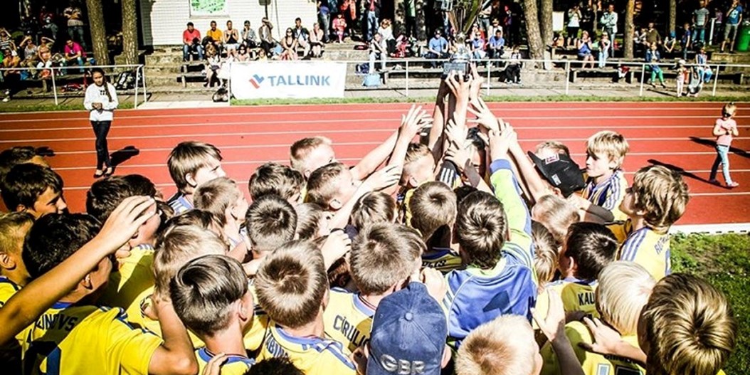 Ceļazīmi uz Latvijas Zēnu futbola festivāla A grupu nākamgad izcīna SK "Supernova"