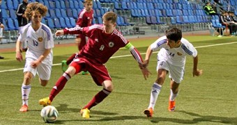 Latvijas U-18 izlase uzvar Armēniju