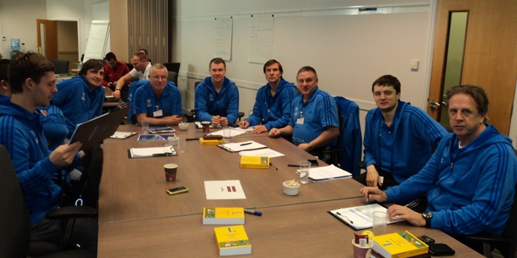 Latvijas delegācija apmeklē UEFA Study Group Scheme semināru Anglijā