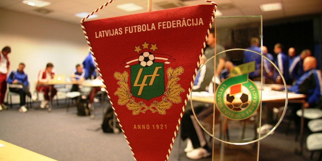Latvijas futbola treneri apmeklē UEFA Eiropas U19 čempionāta finālturnīru Lietuvā