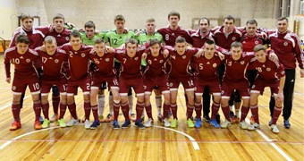 Latvijas U-21 telpu futbola izlase cīnās neizšķirti ar FC "Petrow", Portugāle paziņo sastāvu