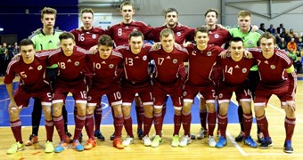 Latvijas U-21 telpu futbola izlase atkārtoti atzīst Portugāles pārākumu
