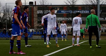 Latvijas U-18 jauniešu futbola izlase pārbaudes spēlē atzīst FK "Jelgava" pārākumu