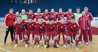 Latvijas telpu futbola izlase ar neizšķirtu pret Nīderlandi noslēdz "EURO 2016" pamatturnīru