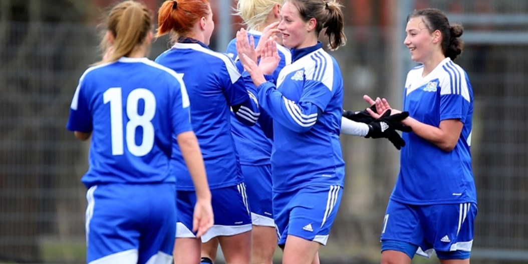 Rīgas Futbola skola svētdien var nodrošināt Sieviešu Futbola līgas čempionu titulu