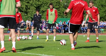 Latvijas nacionālā futbola izlase uzsākusi gatavošanos spēlei ar Nīderlandi