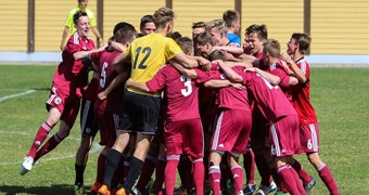 Latvijas U-17 izlasei nometne un trīs draudzības spēles septembrī izbraukumā ar Ukrainu
