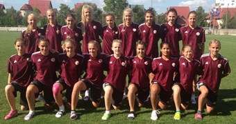 Latvijas U-17 meiteņu izlase startēs UEFA Attīstības turnīrā Moldovā