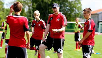 Latvijas U-16 jauniešu futbola izlase draudzības spēlēs divreiz tiksies ar Lietuvu