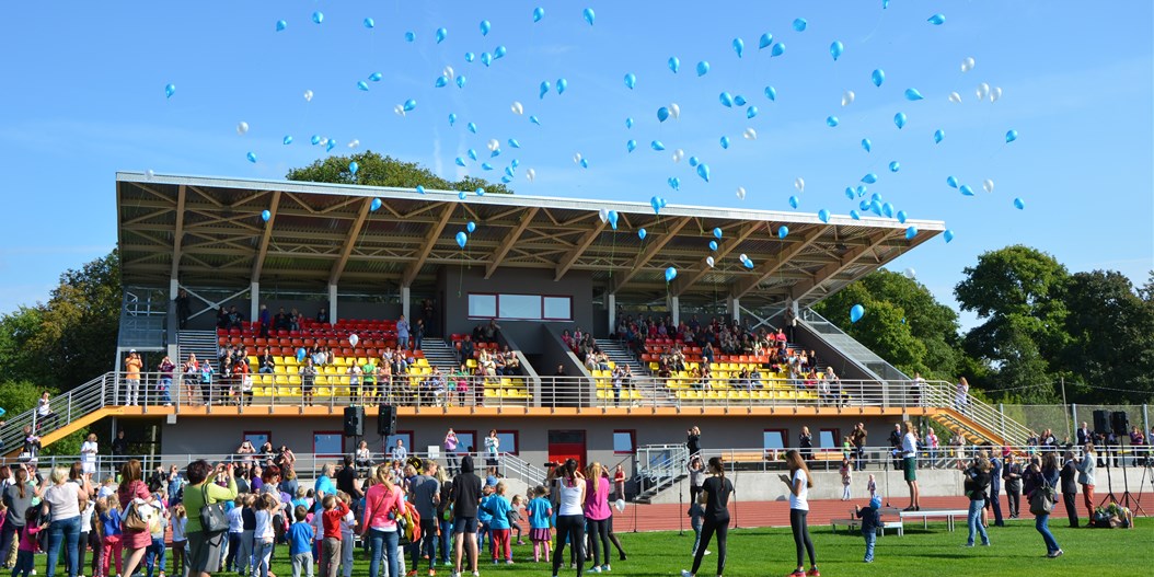 LFF sveic Saldus iedzīvotājus ar futbola stadiona rekonstrukciju