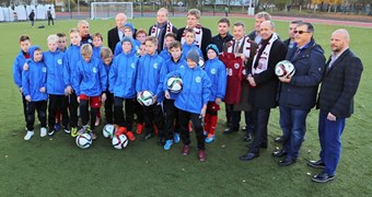 Purvciema iedzīvotājiem un Rīgas Klasiskās ģimnāzijas skolēniem jauns stadions