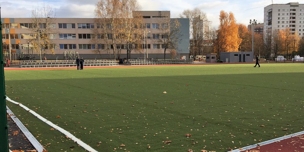 Šodien tiks apsekoti Rīgas Klasiskās ģimnāzijas sporta laukuma labiekārtošanas darbi