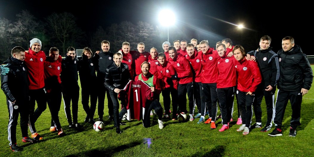 Latvijas nacionālā futbola izlase uzsākusi gatavošanos spēlei ar Ziemeļīriju