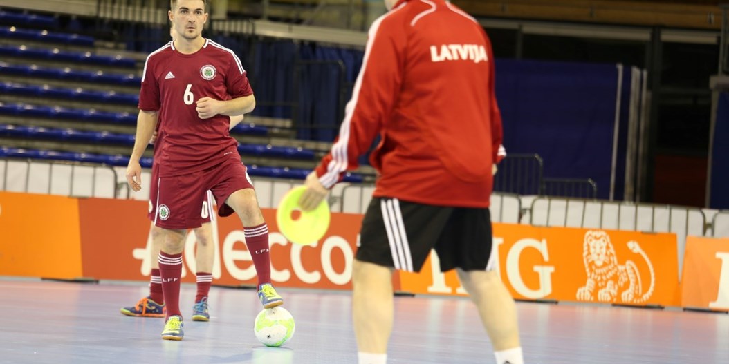 Vadims Atamaņukovs iekļauts Latvijas telpu futbola izlases spēlētāju pieteikumā