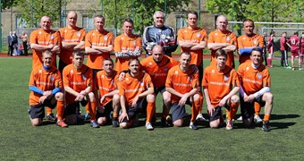 Aizvadīts Latvijas futbola veterānu čempionāta Carnikavas posms