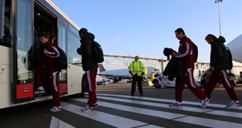 Latvijas izlase avio kompānijas atceltā reisa dēļ uz Belfāstu dosies 12. novembrī