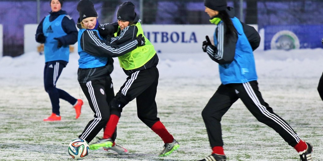 Sieviešu futbola valstsvienība gatavojas draudzības spēlēm ar Maltu