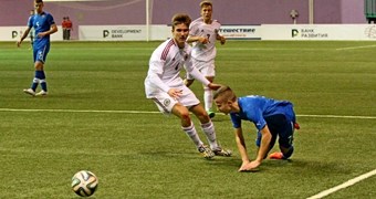 Latvijas U-18 izlase turnīru Minskā uzsāk ar neizšķirtu pret Slovākiju