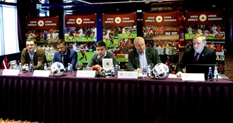 Marians Pahars paziņojis 22 kandidātu sarakstu spēlēm pret Slovākiju un Gibraltāru