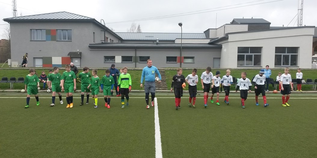 Noskaidroti Latvijas Skolu futbola čempionāta Ziemeļaustrumu reģiona finālu uzvarētāji