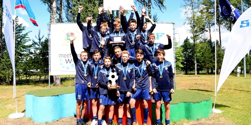 Šitika Futbola skola nopelna ceļazīmi uz pasaulē lielāko jauniešu futbola turnīru