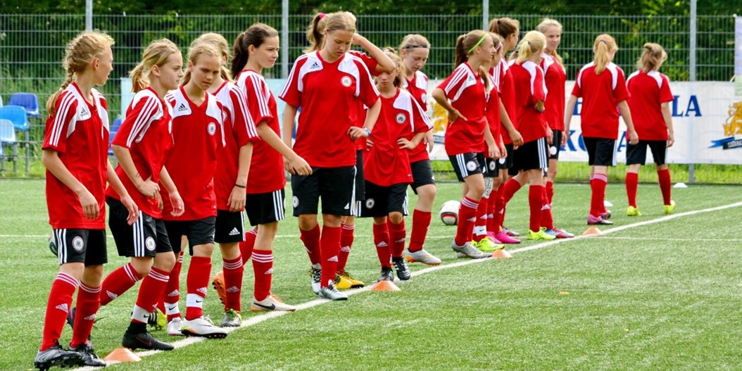 Latvijas WU-15 meiteņu futbola izlase gatavojas Baltijas Kausa izcīņai