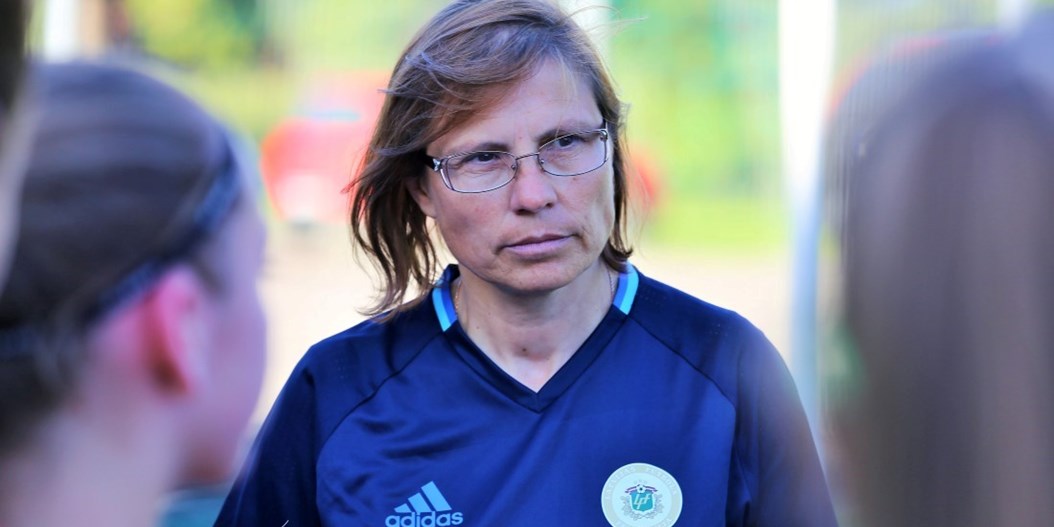Tatjana Šaļimova: "Esam apmierināti ar meiteņu attieksmi un centību izpildīt treneru dotos uzdevumus.”