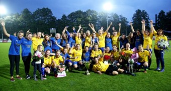 Apbalvotas SFL un sieviešu futbola Pirmās līgas čempiones
