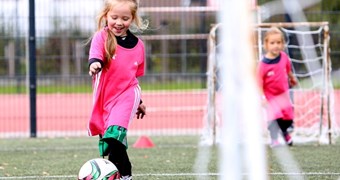 Ventspilī notiks meiteņu futbola festivāls "Live Your Goals"