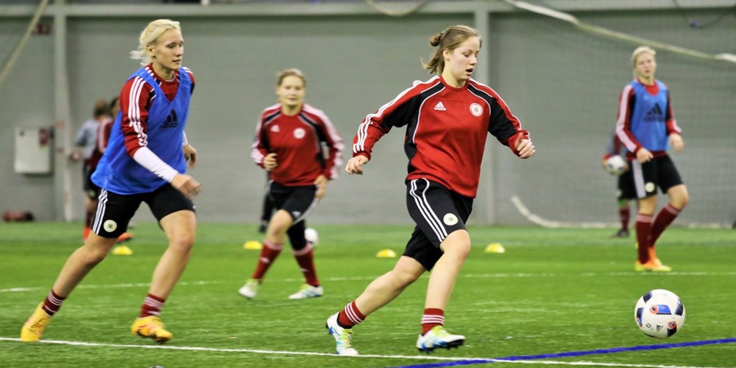 Sieviešu futbola izlase pārbaudes spēlē pārspēj JK "Pärnu"