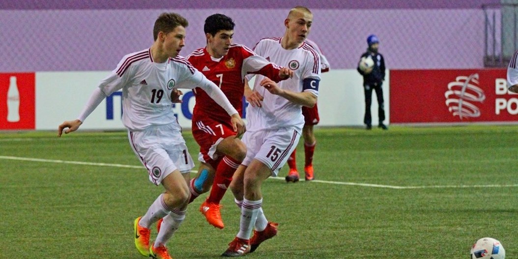 Pirmā uzvara Minskas turnīrā gūta pret Armēniju