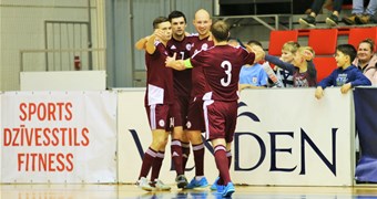 Latvijas telpu futbola izlase kvalifikācijas turnīru sāk ar uzvaru