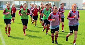 Latvijas nacionālā sieviešu izlase gatavojas spēlei par 1. vietu "Aphrodite Cup" turnīrā