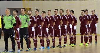 Telpu futbola izlase pārbaudes spēlē viesos uzvar Moldovu