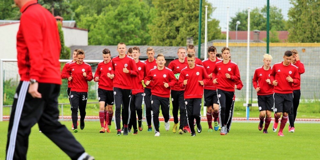 Latvijas U-17 jauniešu izlase dodas uz Ukrainu