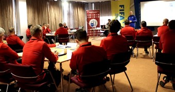 Jaunās "A-UEFA Elite Youth" programmas treneri skolojas starptautisku speciālistu vadībā