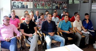 Ceļu pretim B-UEFA licencei uzsākuši 25 treneri