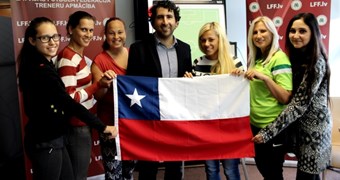 C-LFF sieviešu treneru kursu noslēgumā ar pieredzi dalās sporta psihologs no Čīles