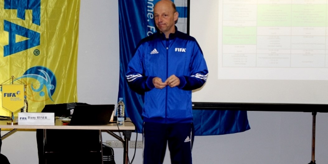 FIFA instruktors no Šveices: Latvijas futbola treneru izglītošanas sistēma strauji progresē