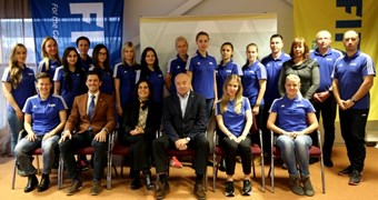 Bijusī Turcijas FF ģenerālsekretāre Rīgā pasniedz sieviešu futbola vadības kursus