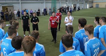 Ar "Feyenoord Academy" izglītības semināru Rīgā stiprina Latvijas un Nīderlandes futbola sadarbību