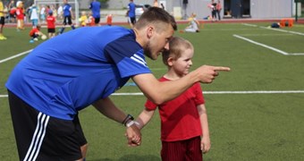 FS LEEVON organizē atklāto futbola nodarbību bērniem "Futbols caur bērna acīm"