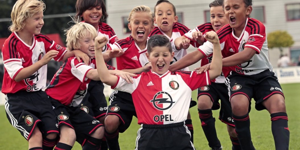 Rīgā norisināsies "Feyenoord Academy" treneru izglītības seminārs