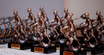 Piektdien tiks apbalvoti un Latvijas jaunatnes čempionāta godalgoto vietu ieguvēji, treneri un LMT Futbola akadēmijas izcilnieki