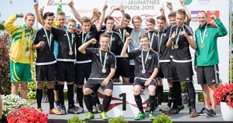 Tukuma un Rīgas pārstāvji uzvar Latvijas Jaunatnes Olimpiādes futbola sacensībās