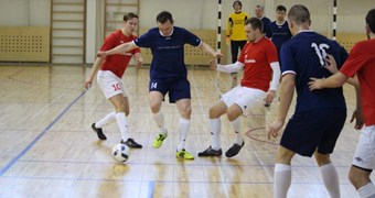 ABLV Bank turpina panākumu sēriju Latvijas komercbanku telpu futbola turnīrā