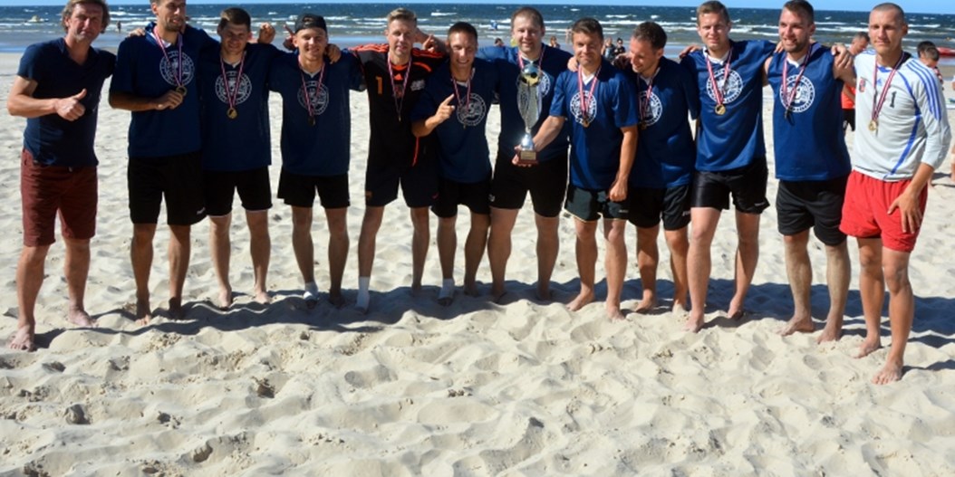 RTU izcīna Latvijas čempionu titulu pludmales futbolā
