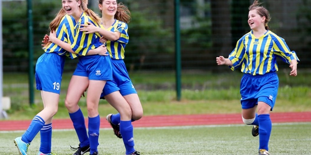 Meiteņu čempionāta vecākās grupas spēles apliecina gaišu nākotni sieviešu futbolam Latvijā