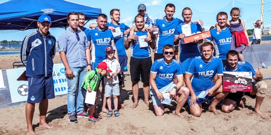 Aizvadīts ikgadējais pludmales futbola turnīrs Latvijas IT uzņēmumu komandām