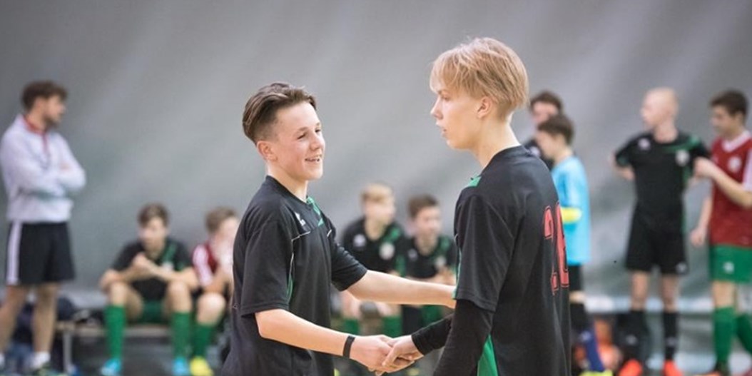Aicina pieteikties Latvijas jaunatnes čempionātam telpu futbolā